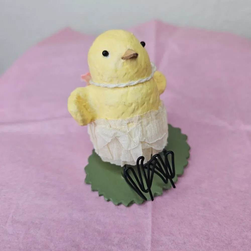 Vintage Hallmark Spring Easter Chick Figurines Set of 4 Joanne Eschrich 2004